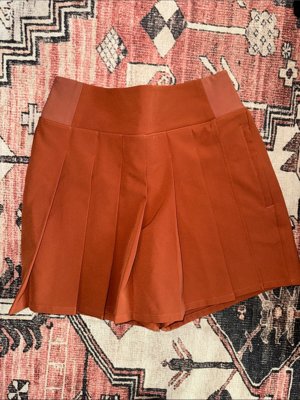 Athleta Rust Pleated Athletic Skort
